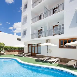 https://apartamentos-sofia-i-y-ii.ibizaislandhotels.net